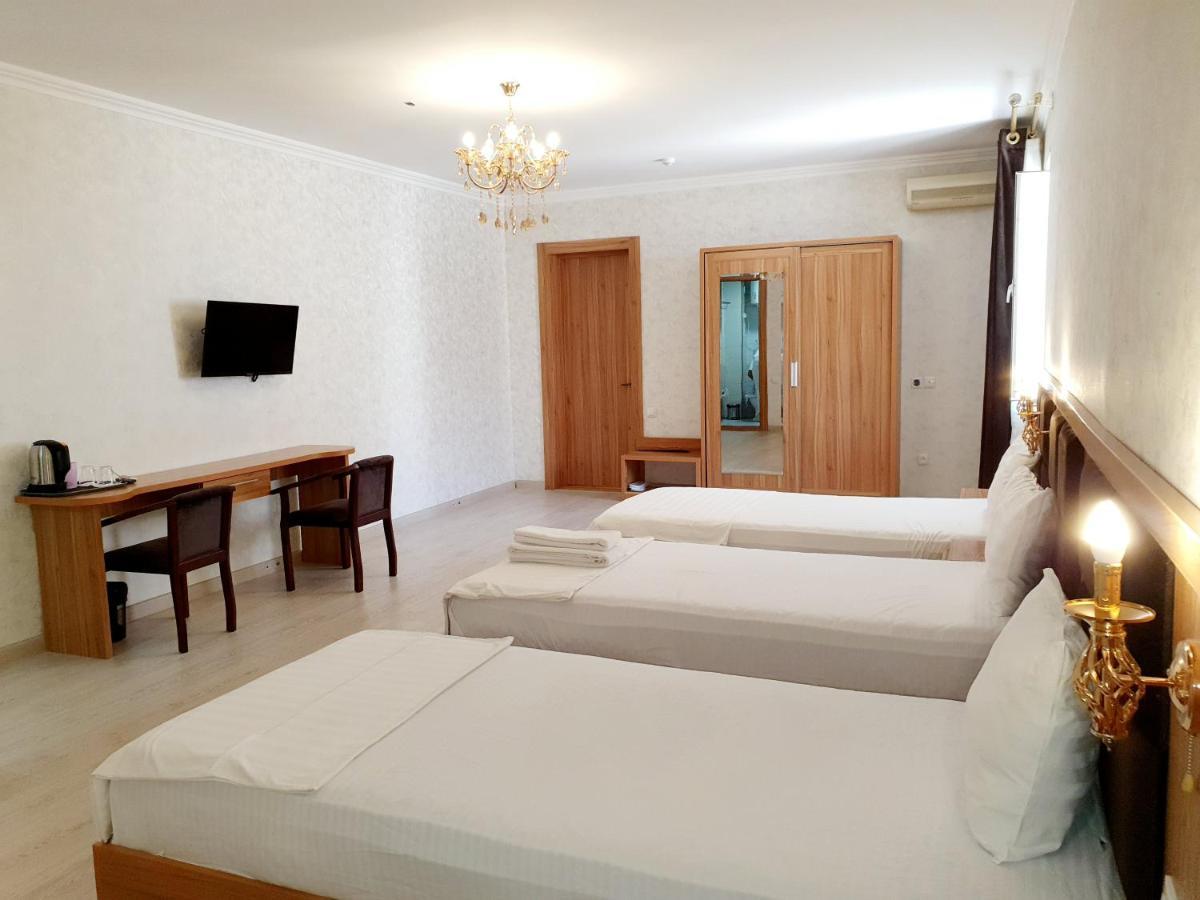 Baraka Hotel Tasken Kültér fotó