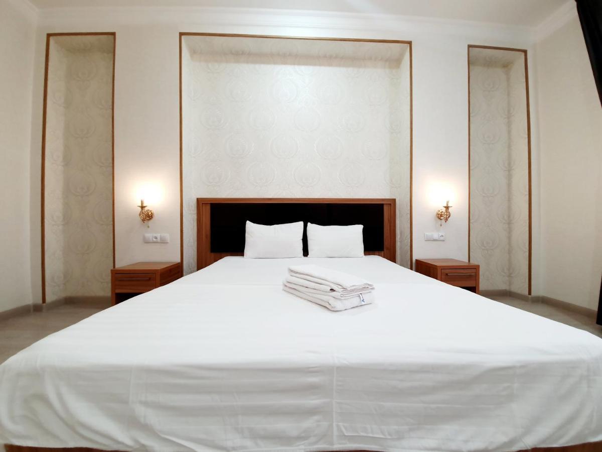 Baraka Hotel Tasken Kültér fotó