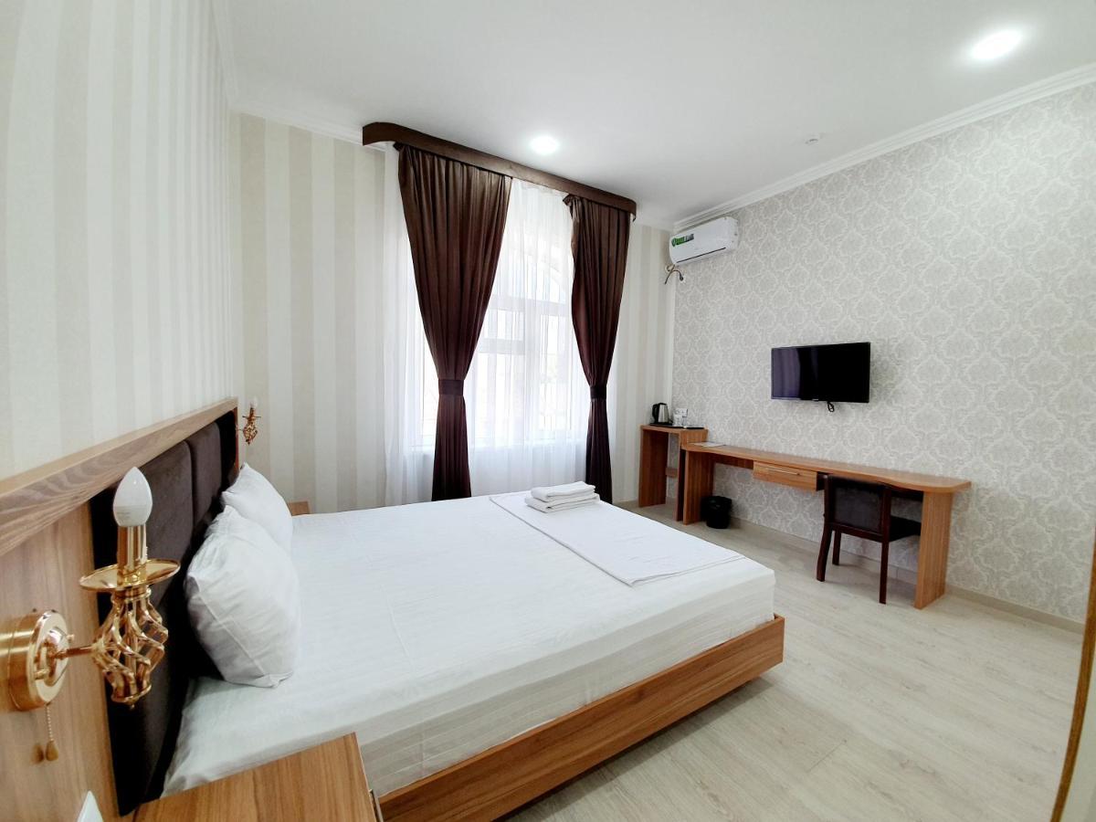 Baraka Hotel Tasken Kültér fotó