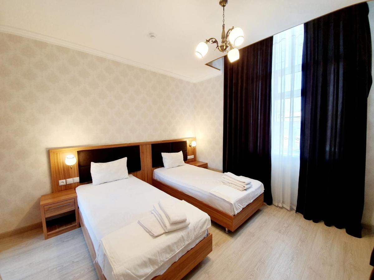 Baraka Hotel Tasken Kültér fotó